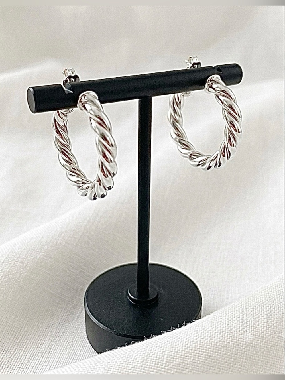 Silver plated women’s 30mm hoop earrings hypoallergenic